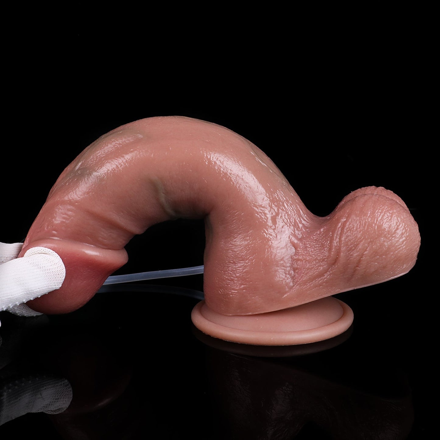 Cumming Realistic Thick 9 Inch Dildo